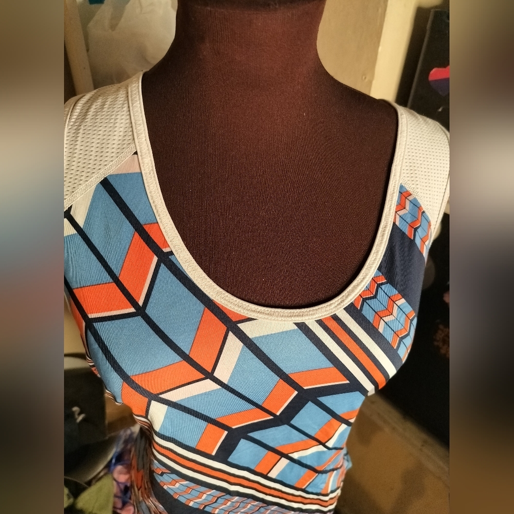EUC FILA Sport Scoop Neck Patterned Athletic Tank Blouse